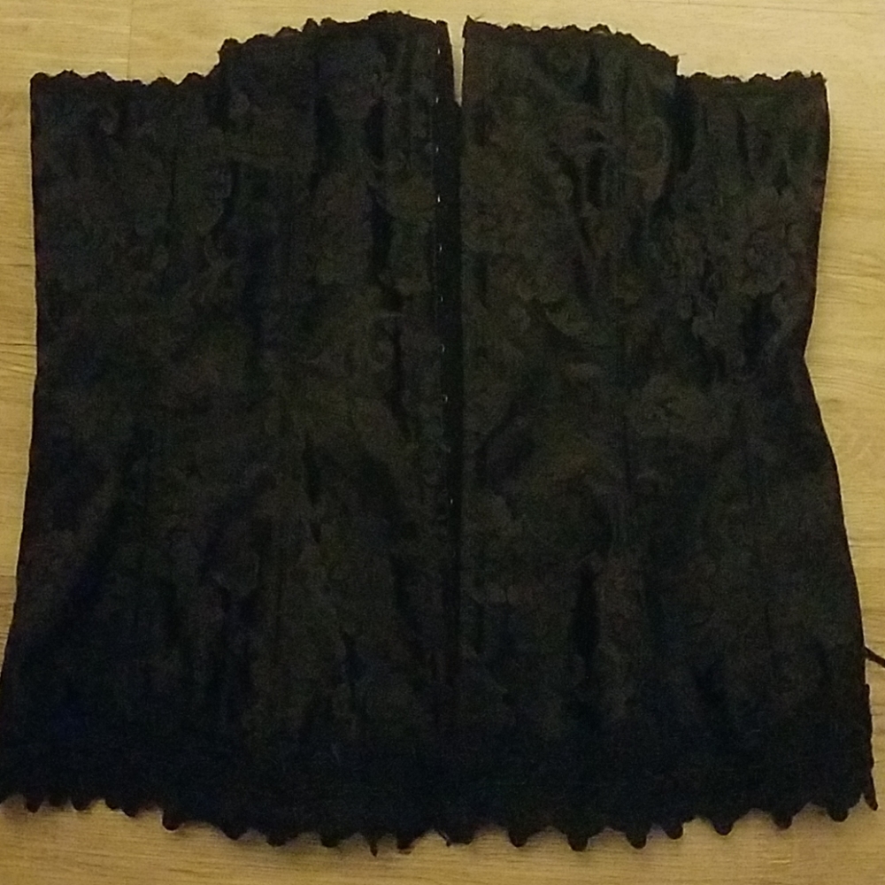 Black floral printed corset